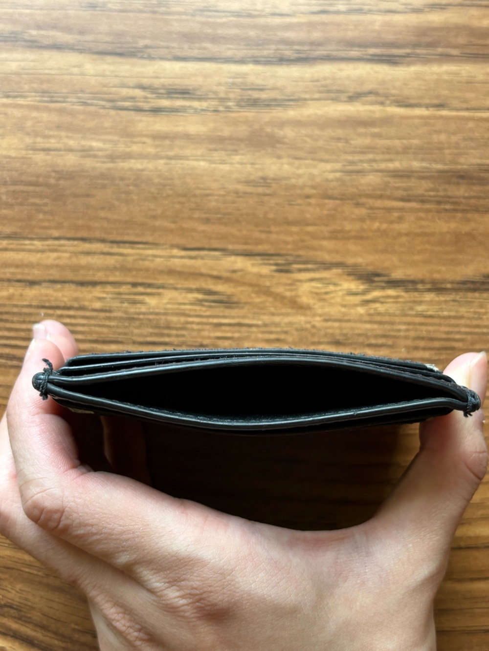 Gucci GG Supreme Card Holder - Picture 5 of 7